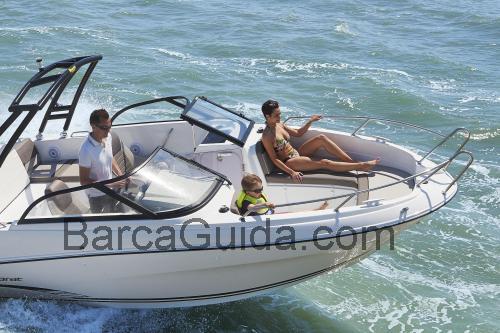 Jeanneau Cap Camarat 6.5 BR scheda tecnica e recensioni